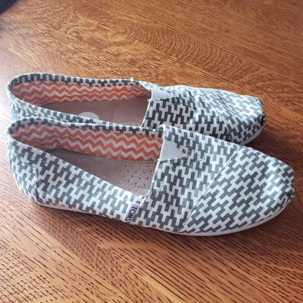 TOMS